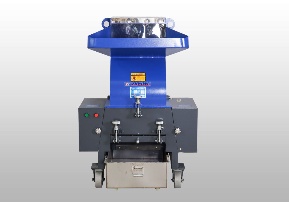 Performance advantages of vertical injection molding machines